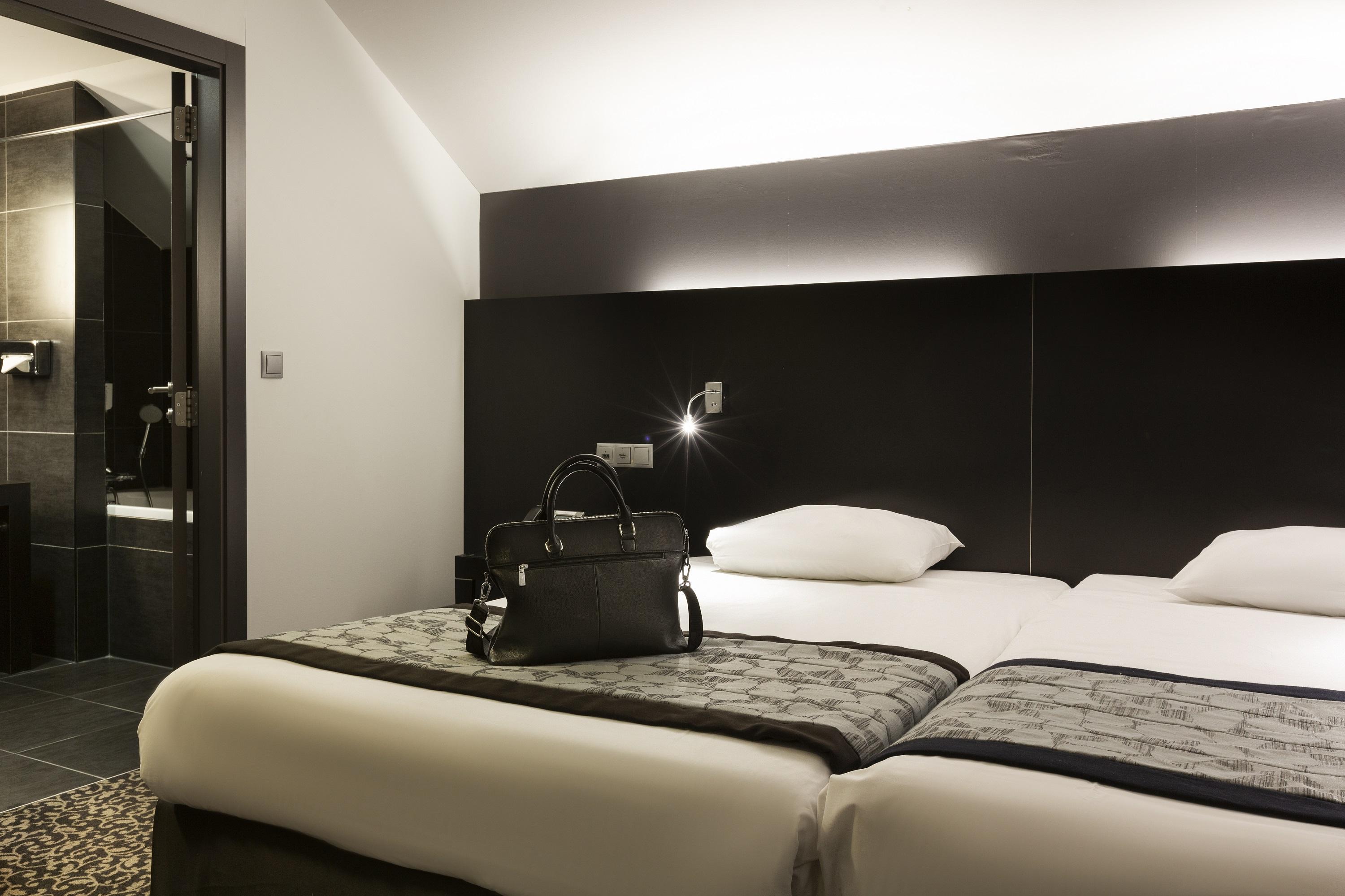 Hotel Ramada Brussels Woluwe Экстерьер фото
